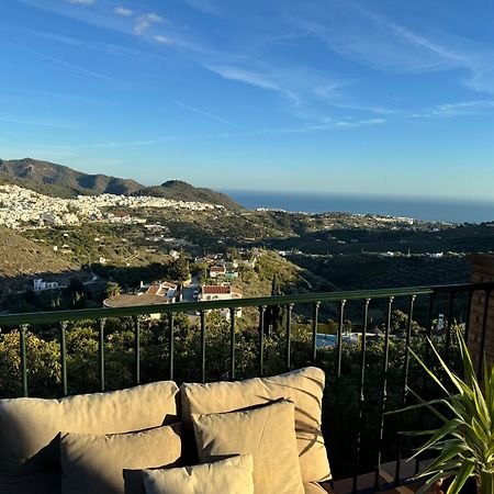 Villa En Frigiliana Con Piscina, Jacuzzi Y Espectaculares Vistas Exterior foto