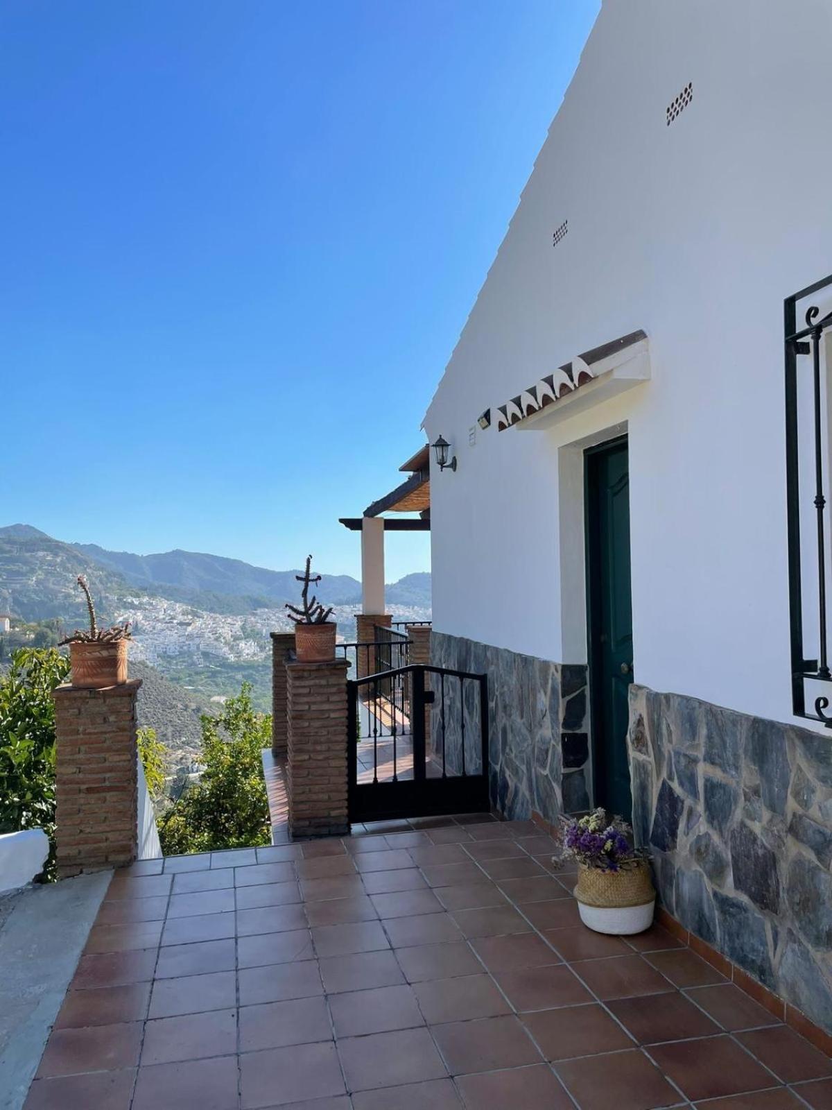 Villa En Frigiliana Con Piscina, Jacuzzi Y Espectaculares Vistas Exterior foto